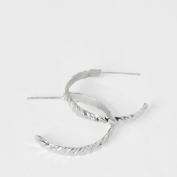 Chevronelle Hoop