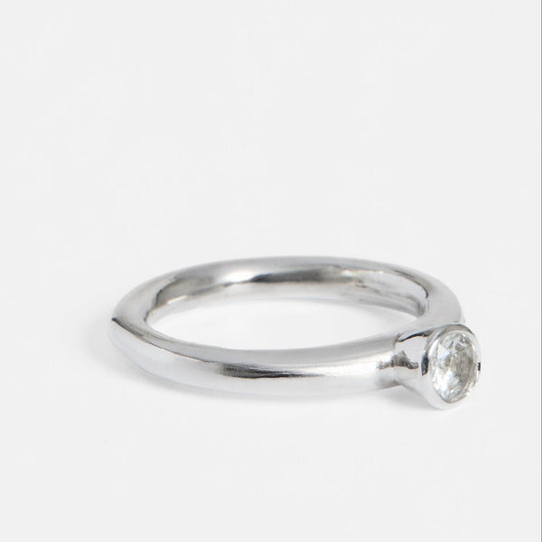 Serene Solitaire Ring Silver
