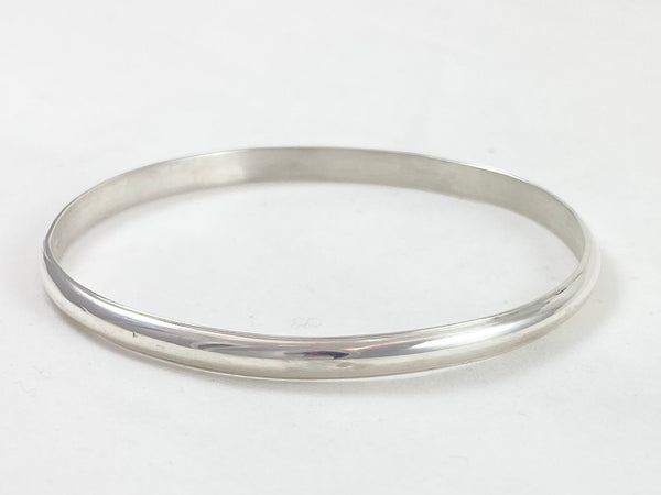 Half Round Bangle with Edge