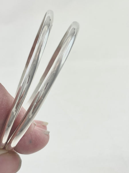 Half Round Smooth and Simple Bangle