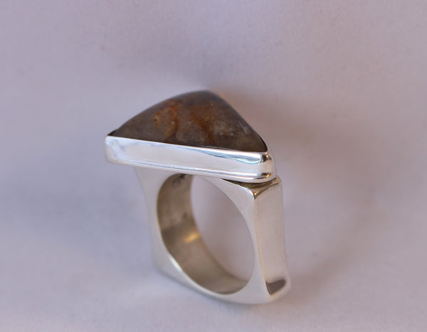 Peristerite Concave Square Ring